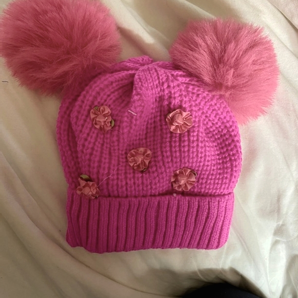 2 pom pom beanie - Picture 2 of 5